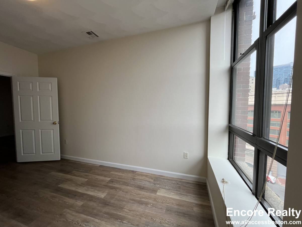 Apartment for rent at 81 Essex St #82, Boston, MA 02111