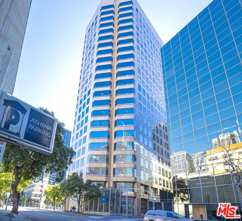 Condo for rent at 801 S Grand Ave #1503, Los Angeles, CA 90017