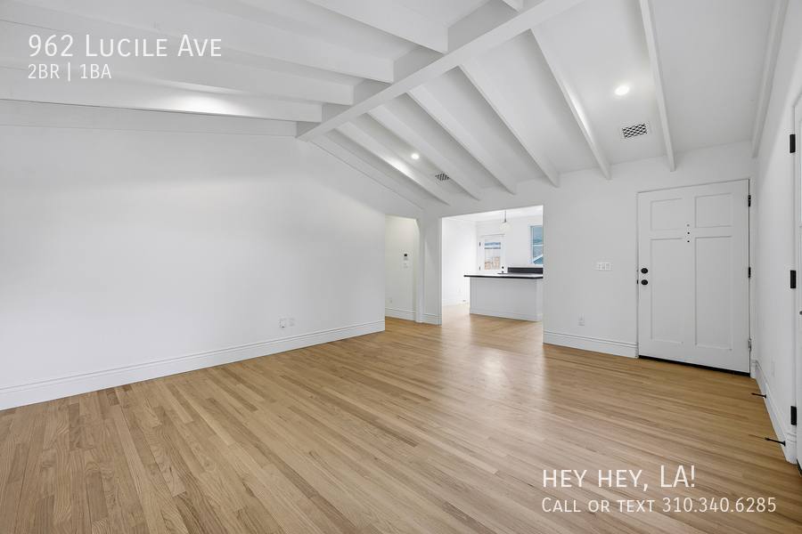 Apartment for rent at 962 Lucile Ave, Los Angeles, CA 90026