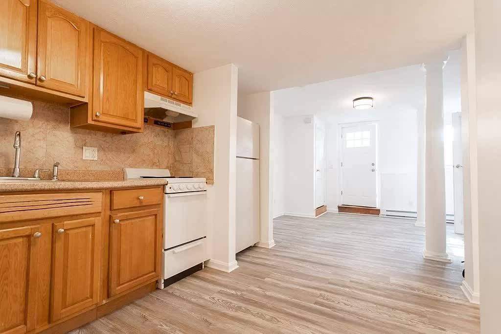 House for rent at 35 Fort Ave #B, Roxbury, MA 02119