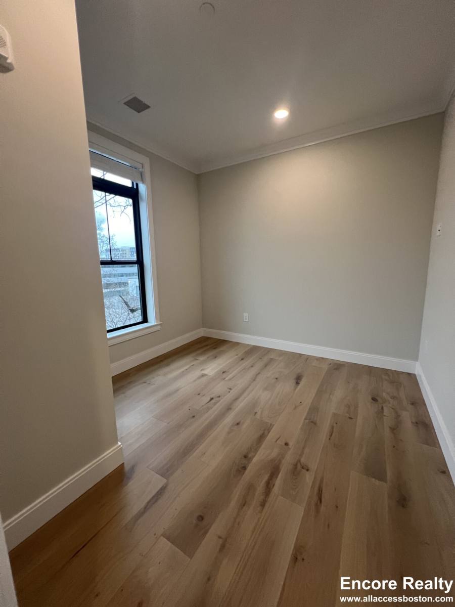 Apartment for rent at 157 Everett St #302, Allston, MA 02134