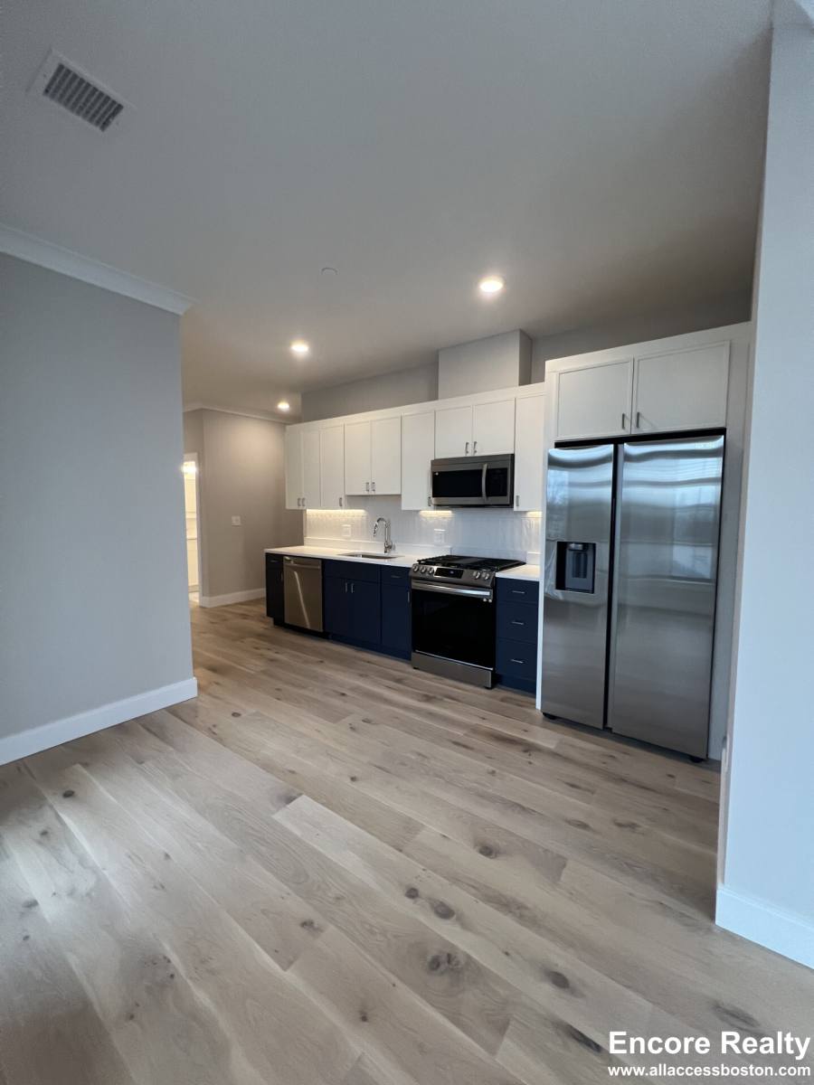 Apartment for rent at 157 Everett St #302, Allston, MA 02134