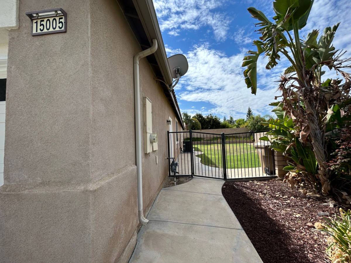 House for rent at 15005 Via Messina Dr, Bakersfield, CA 93306