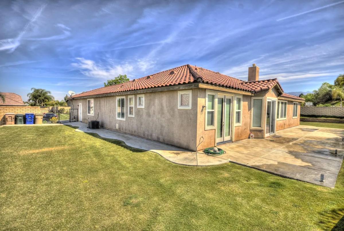 House for rent at 15005 Via Messina Dr, Bakersfield, CA 93306