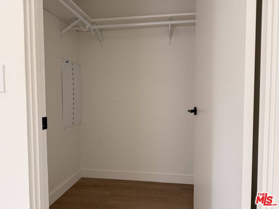 Apartment for rent at 1138 Princeton St #11381132I, Santa Monica, CA 90403