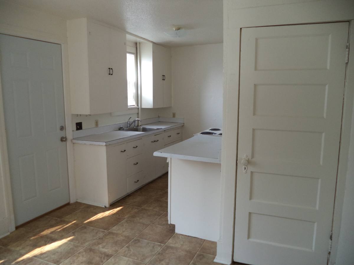 House for rent at 1216 6th Ave NE, Minot, ND 58703