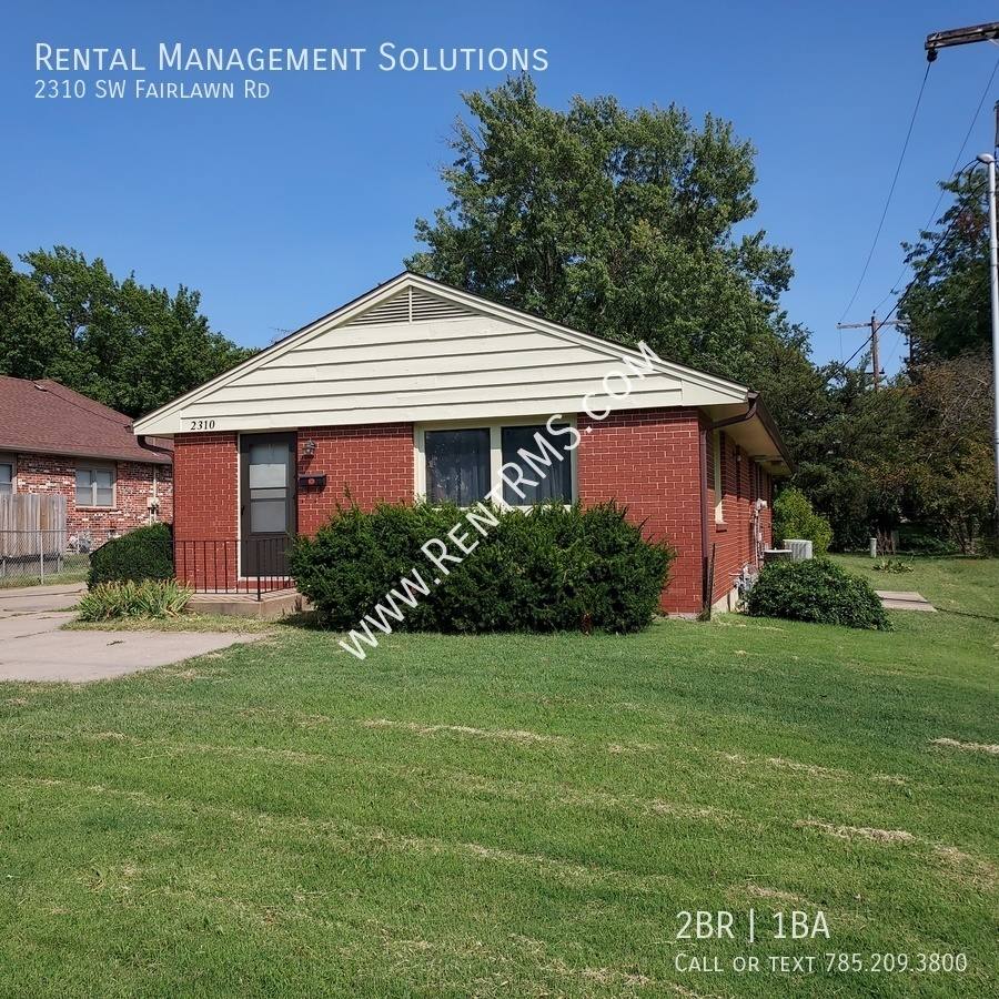 Townhouse for rent at 2310 SW Fairlawn Rd, Topeka, KS 66614