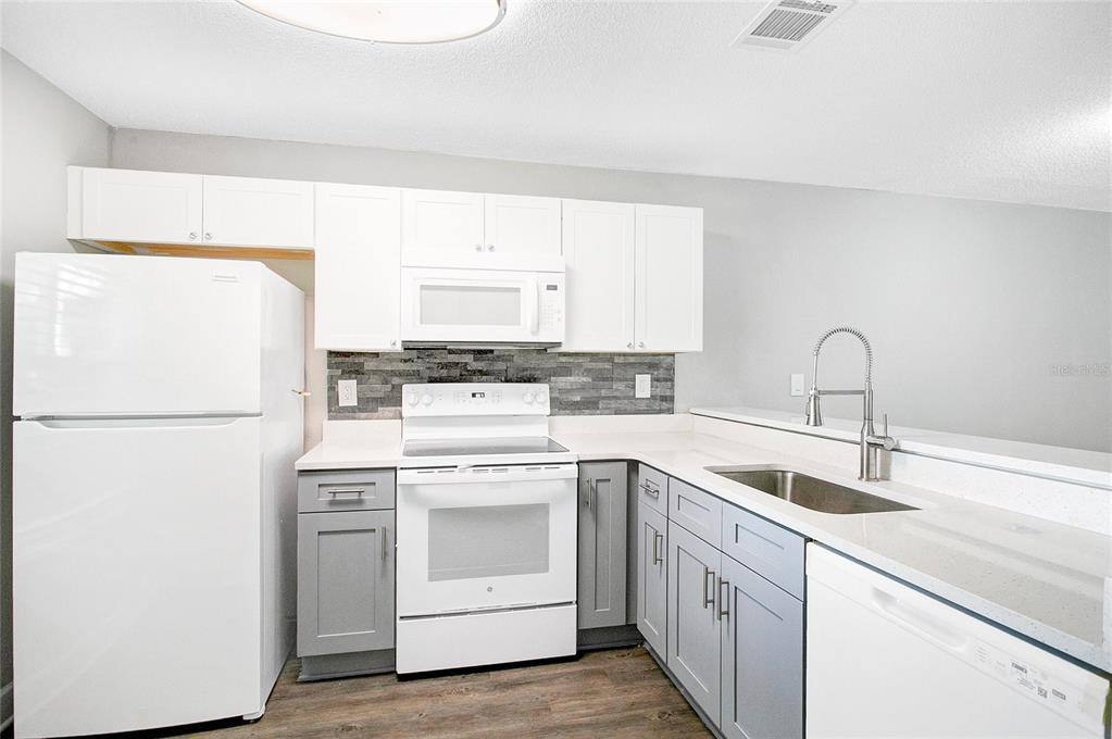 Condo for rent at 2560 Woodgate Blvd #105, Orlando, FL 32822