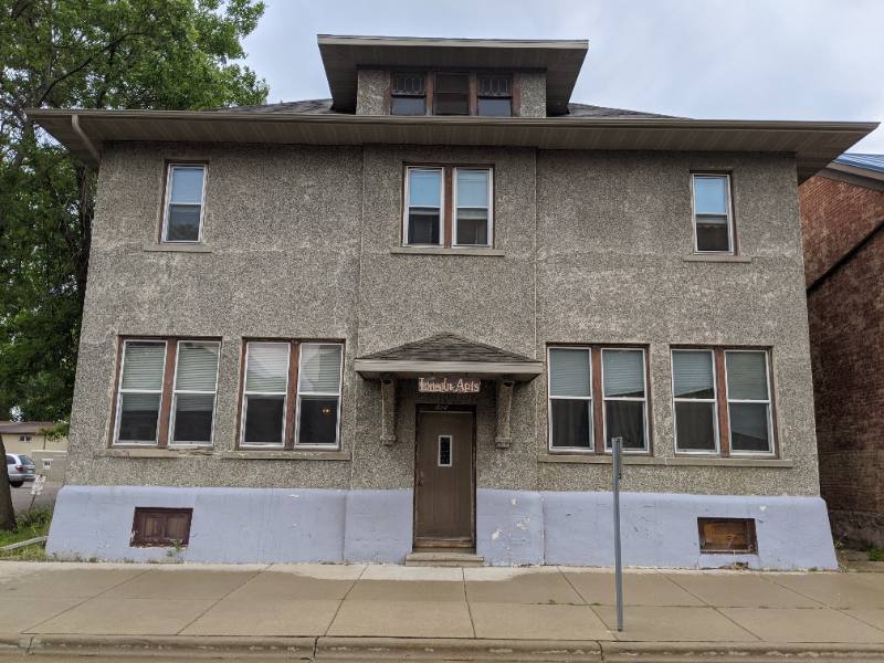 Apartment for rent at 404 N Minnesota St #1, New Ulm, MN 56073