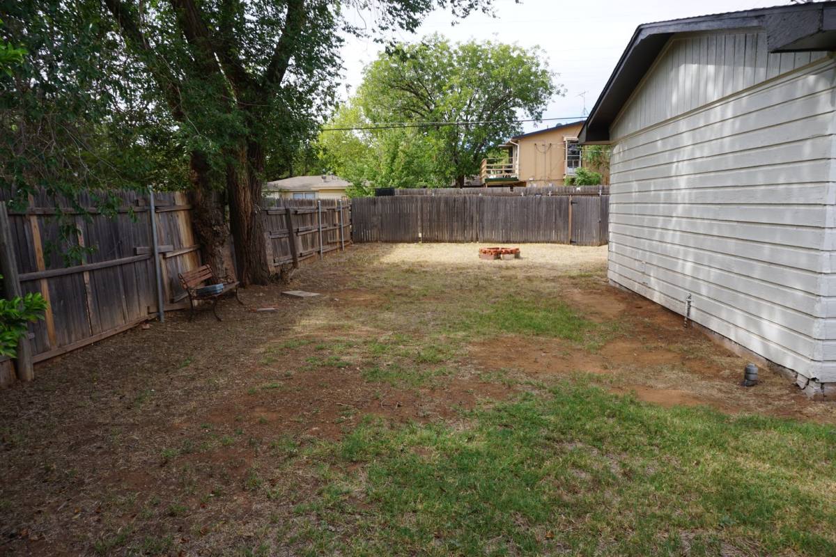 Apartment for rent at 2319 32nd, Lubbock, TX 79411