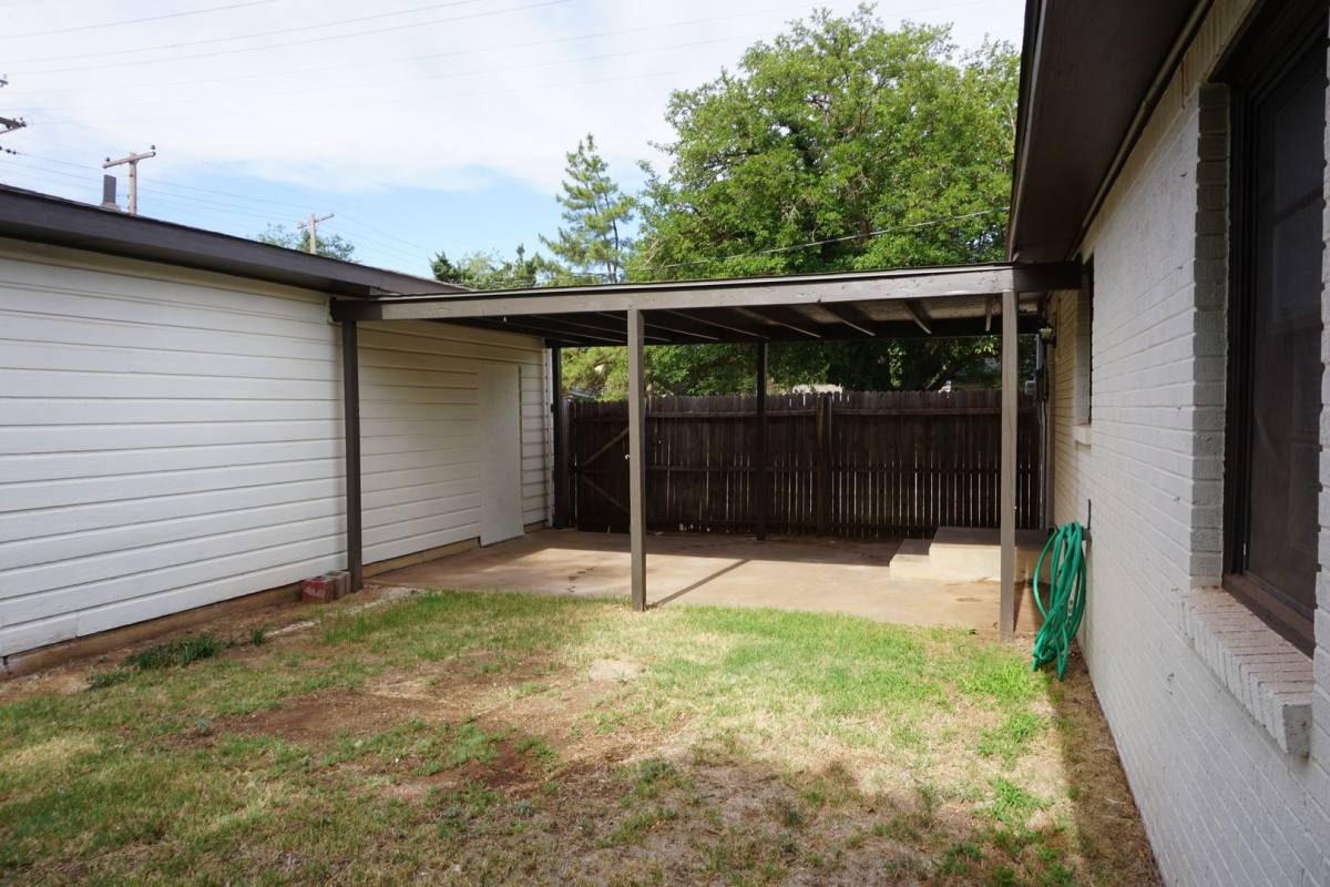 Apartment for rent at 2319 32nd, Lubbock, TX 79411