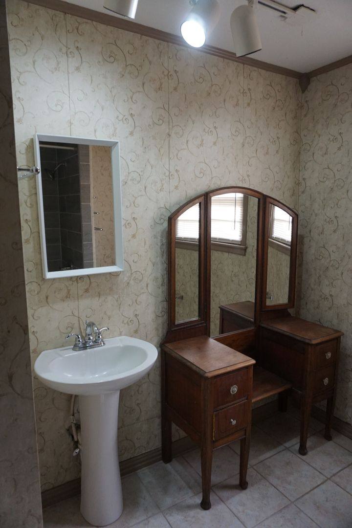 Apartment for rent at 2319 32nd, Lubbock, TX 79411