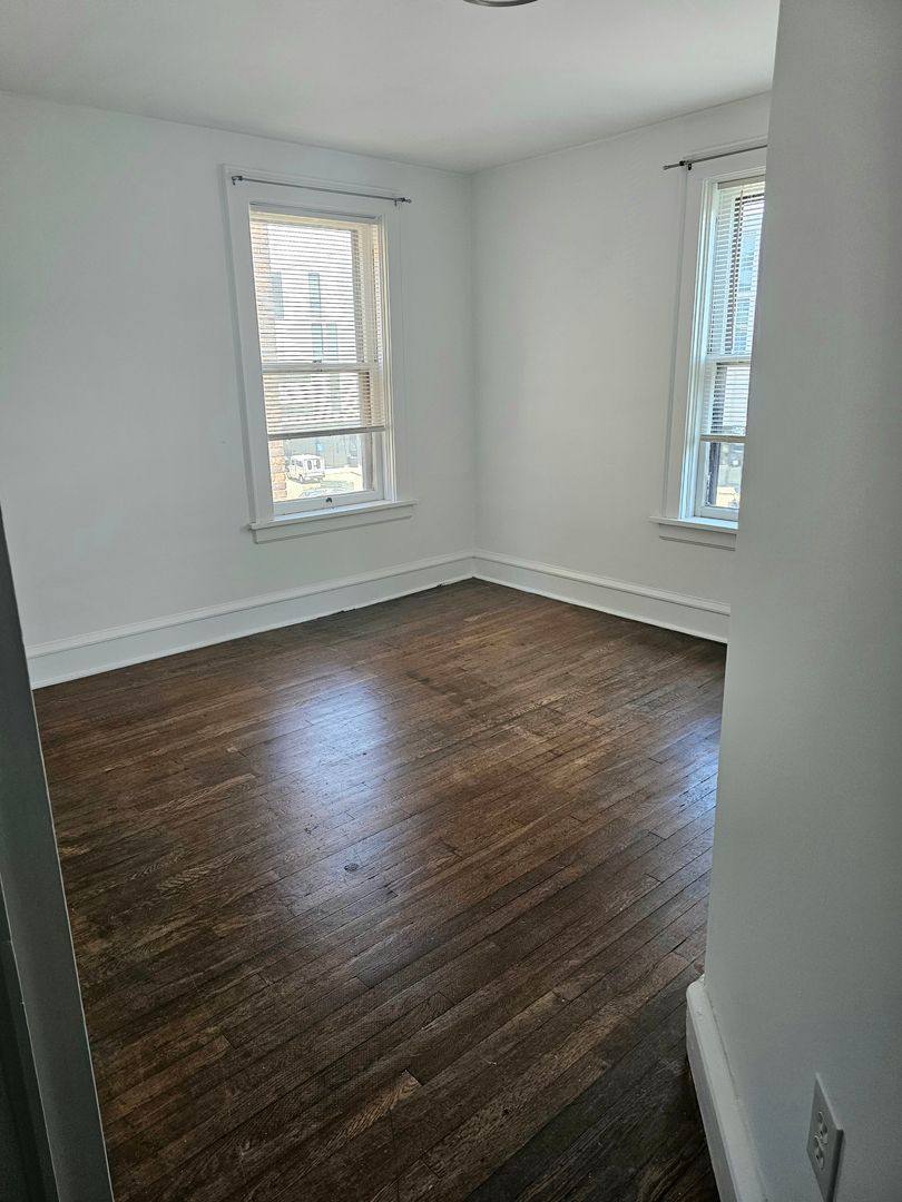 Apartment for rent at 11350 Hessler Rd, Cleveland, OH 44106