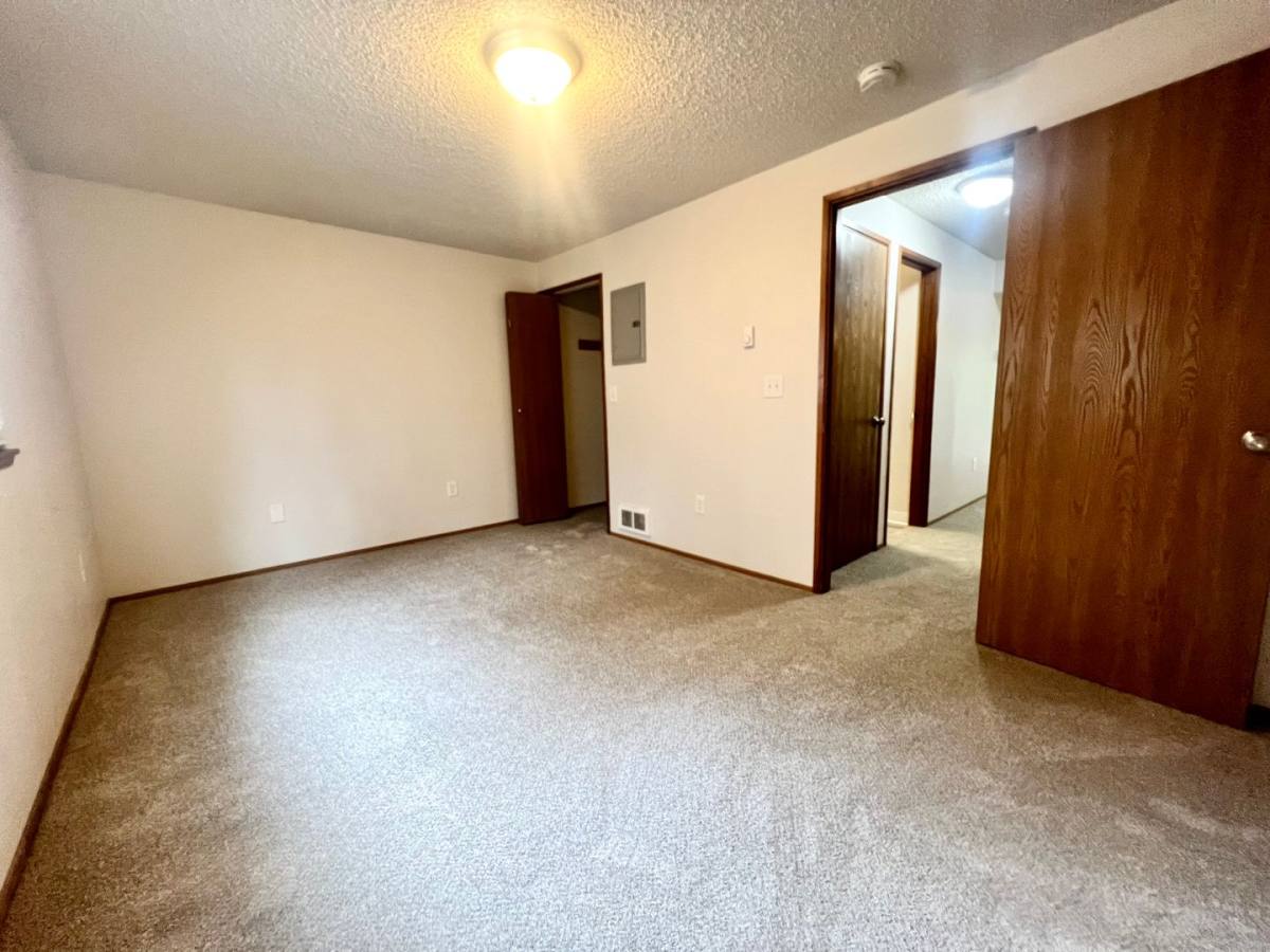 Apartment for rent at 12815 & 12821 123rd St Court E, Puyallup, WA 98374