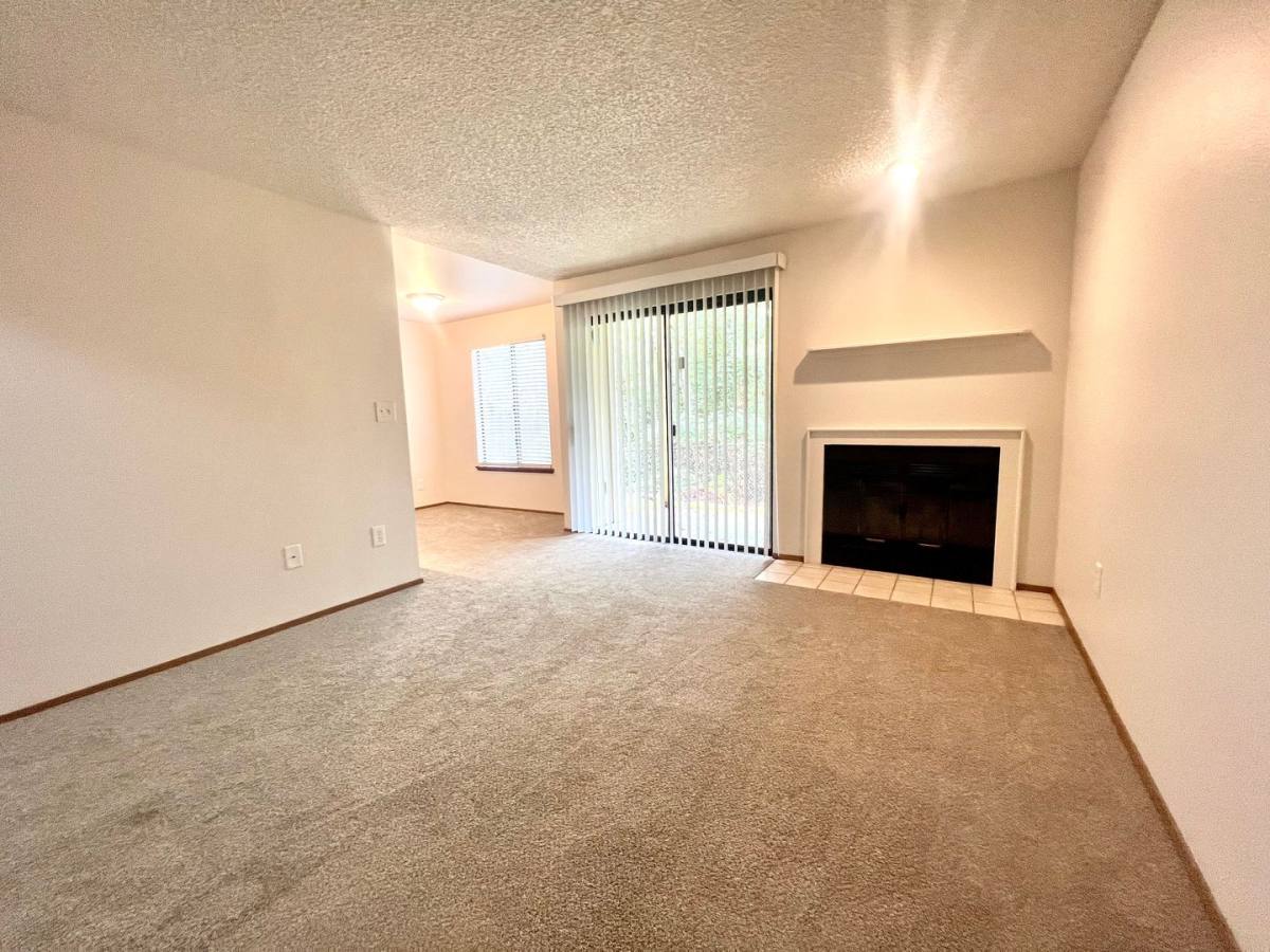 Apartment for rent at 12815 & 12821 123rd St Court E, Puyallup, WA 98374