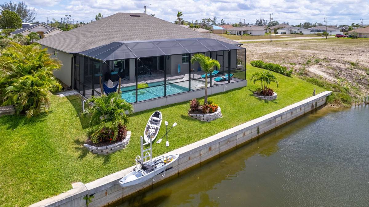 Apartment for rent at 1704 SW 17th Ave, Cape Coral, FL 33991