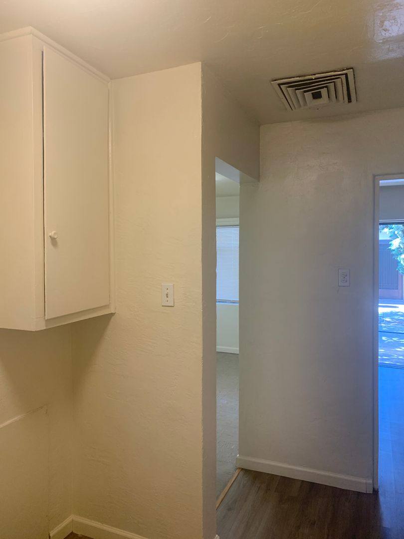 Apartment for rent at 533 Valencia Dr SE, Albuquerque, NM 87108