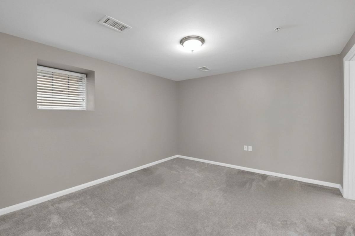 Apartment for rent at 2097 Columbus Rd, Cleveland, OH 44113