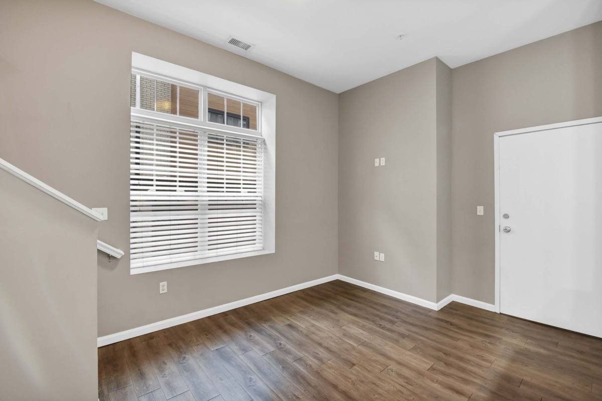 Apartment for rent at 2097 Columbus Rd, Cleveland, OH 44113