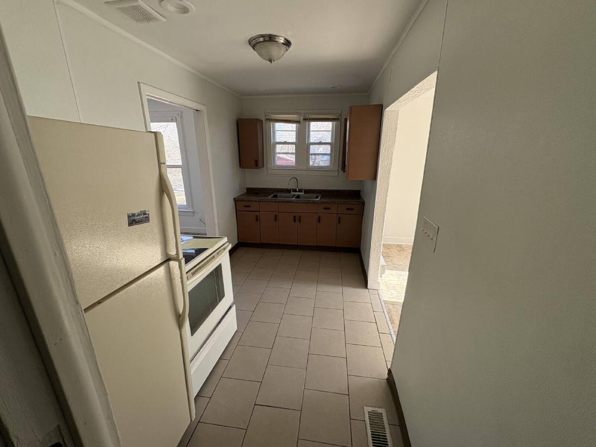 Townhouse for rent at 1205 Upper Cahokia Rd #A, East Saint Louis, IL 62206
