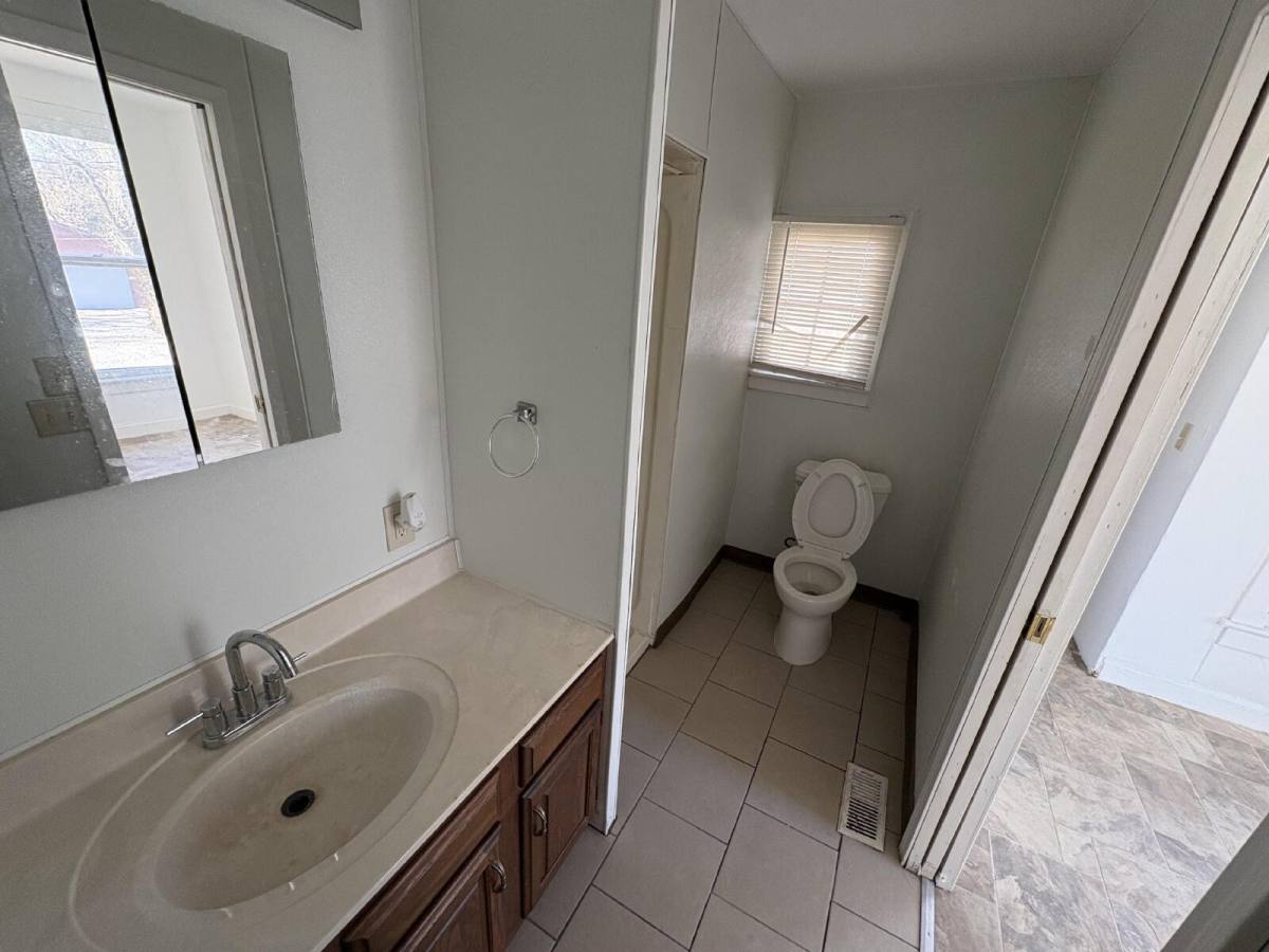 Townhouse for rent at 1205 Upper Cahokia Rd #A, East Saint Louis, IL 62206