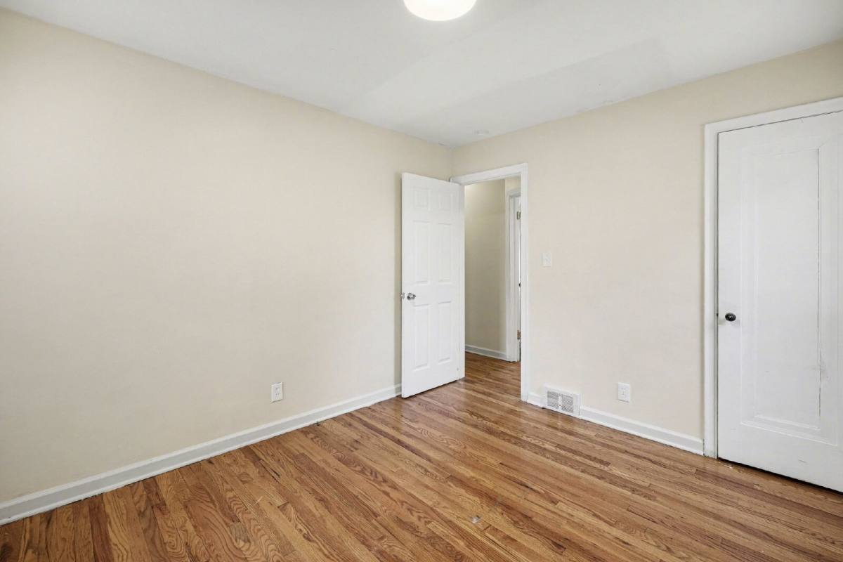 House for rent at 5164 Hereford St, Detroit, MI 48224