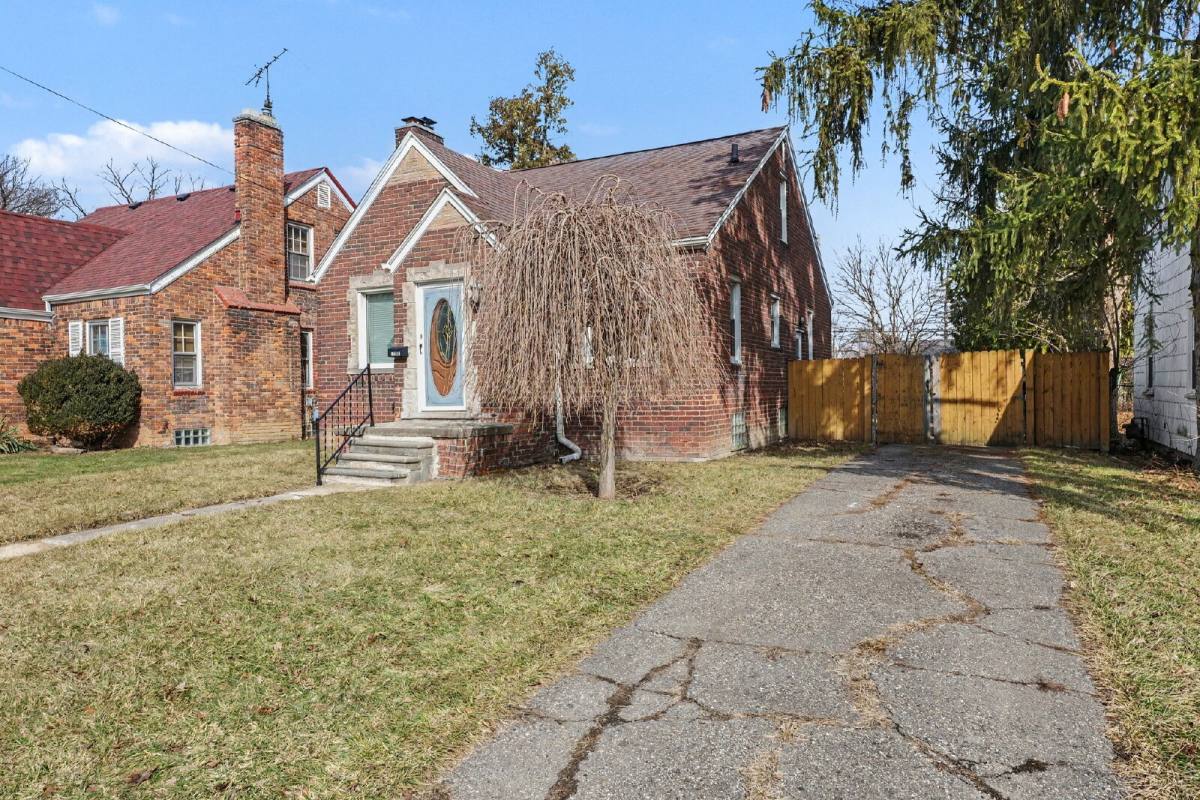 House for rent at 5164 Hereford St, Detroit, MI 48224