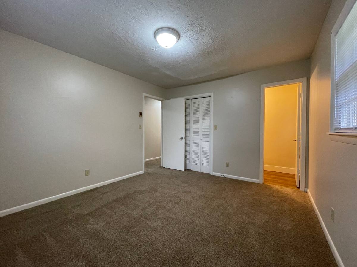 House for rent at 4912 Rosehill Rd, Fayetteville, NC 28311