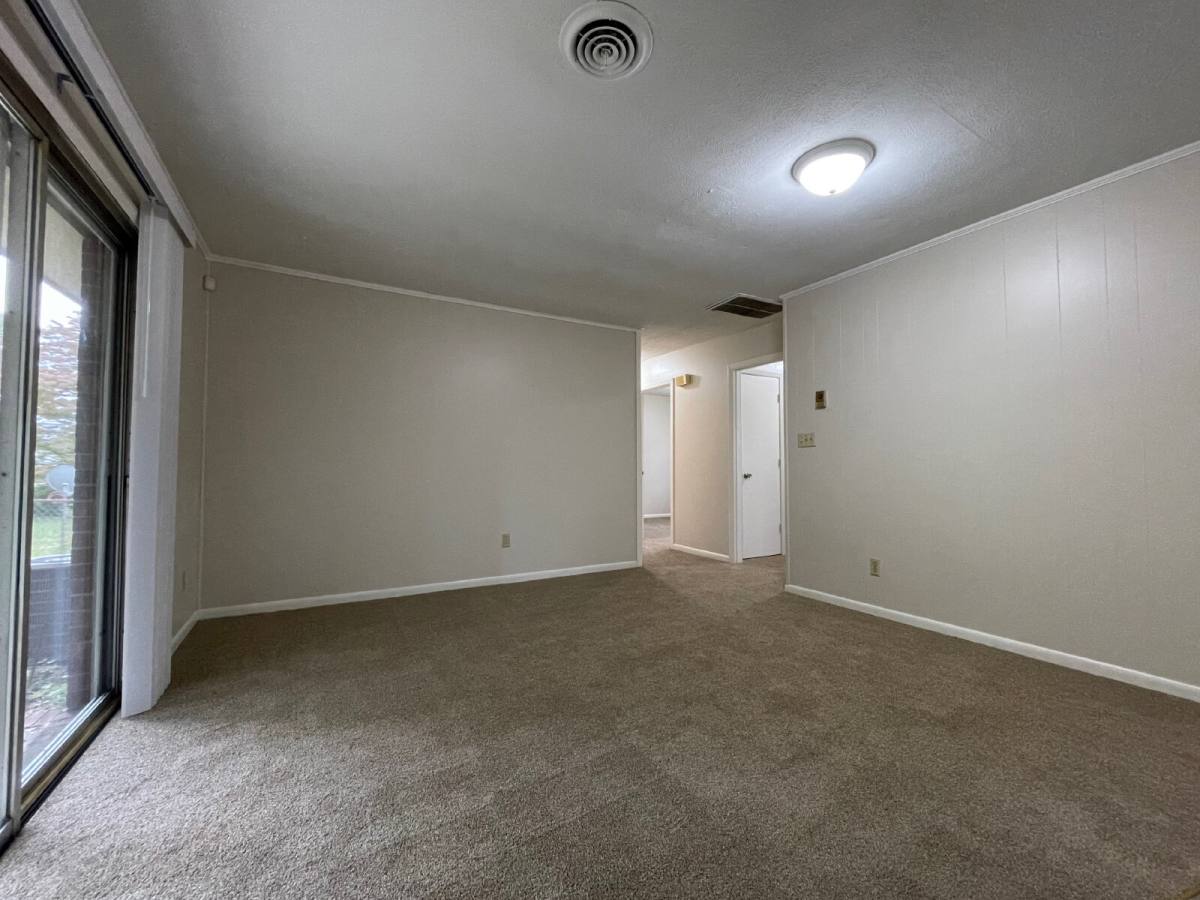 House for rent at 4912 Rosehill Rd, Fayetteville, NC 28311