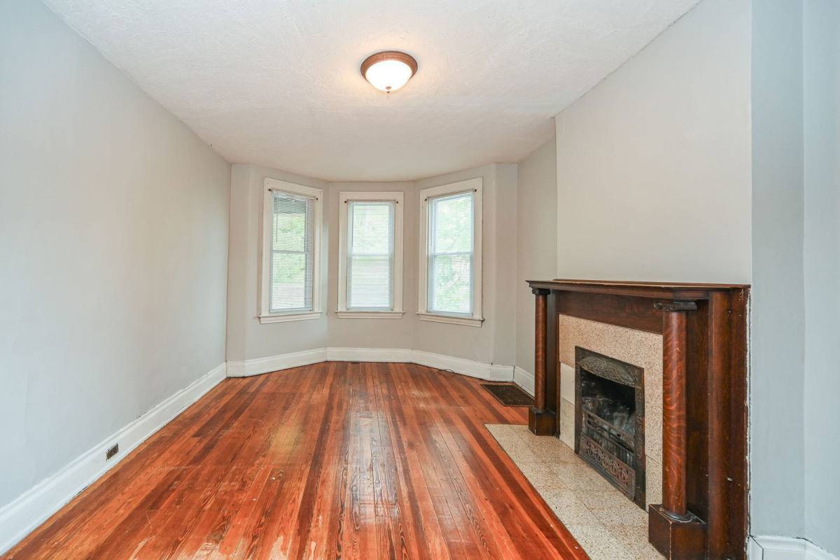 Apartment for rent at 2125 W Clifton Ave #A, Cincinnati, OH 45219