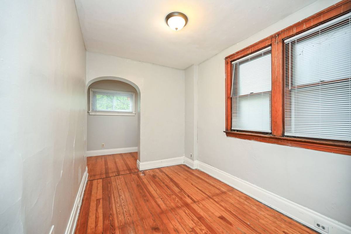 Apartment for rent at 2125 W Clifton Ave #A, Cincinnati, OH 45219