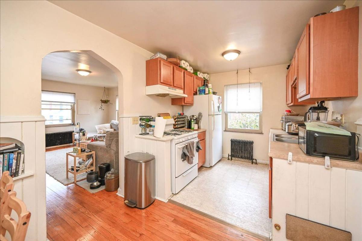 Apartment for rent at 2361 Ravine St #5, Cincinnati, OH 45219