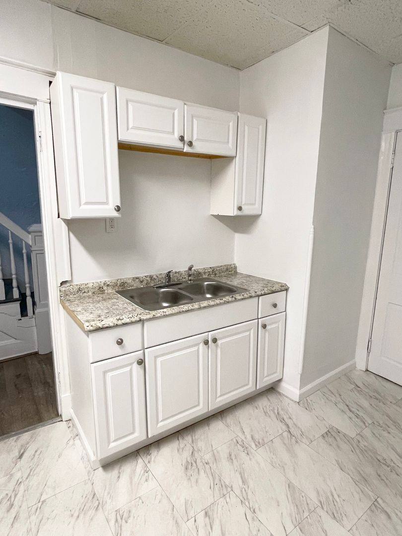 Apartment for rent at 2322 Chickasaw St, Cincinnati, OH 45219