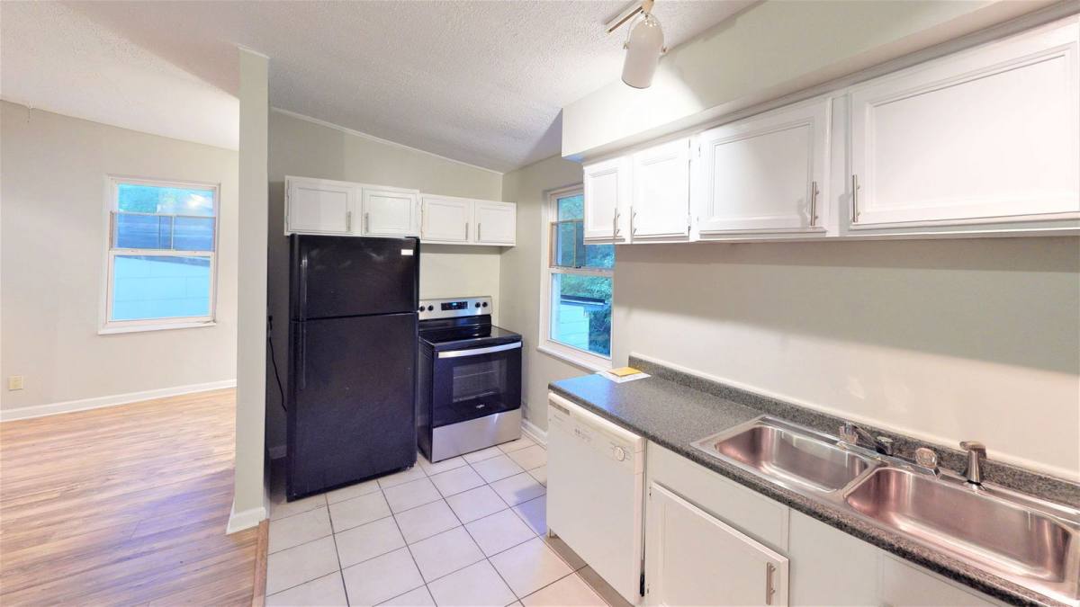 Apartment for rent at 2667 Bellevue Ave #3, Cincinnati, OH 45219