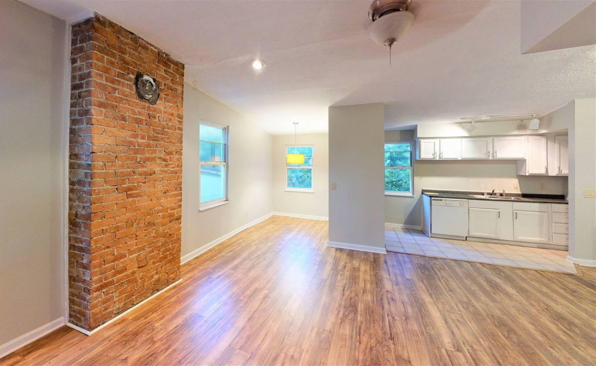 Apartment for rent at 2667 Bellevue Ave #3, Cincinnati, OH 45219