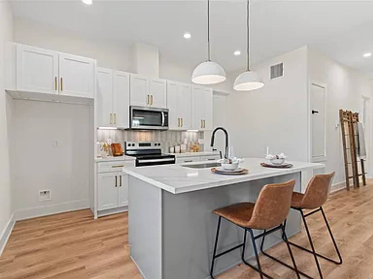 Apartment for rent at 6532 Weston St #A, Houston, TX 77021
