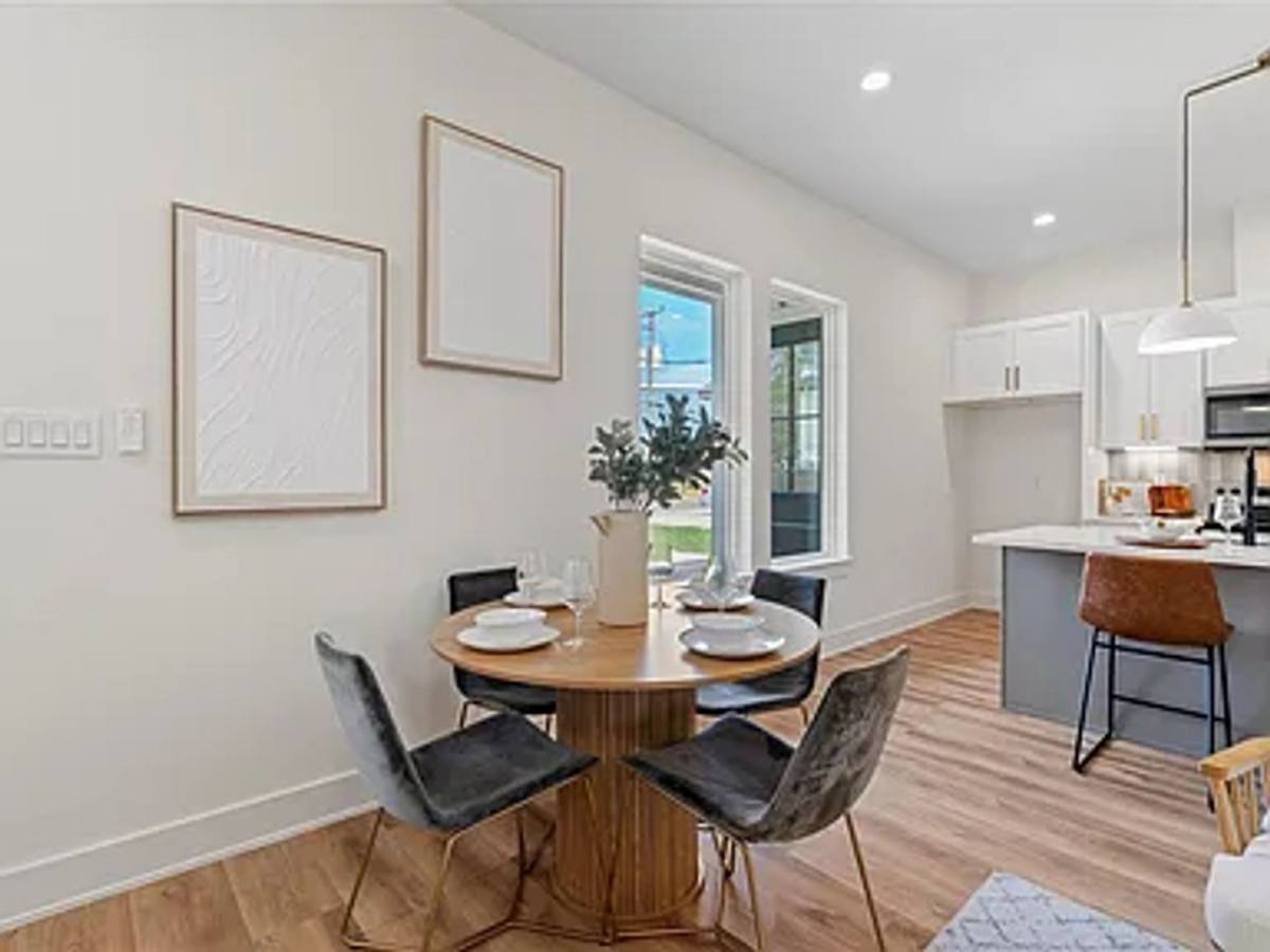 Apartment for rent at 6532 Weston St #A, Houston, TX 77021
