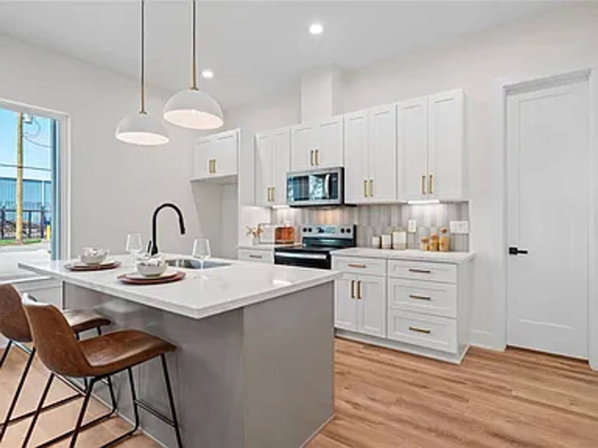 Apartment for rent at 6532 Weston St #A, Houston, TX 77021