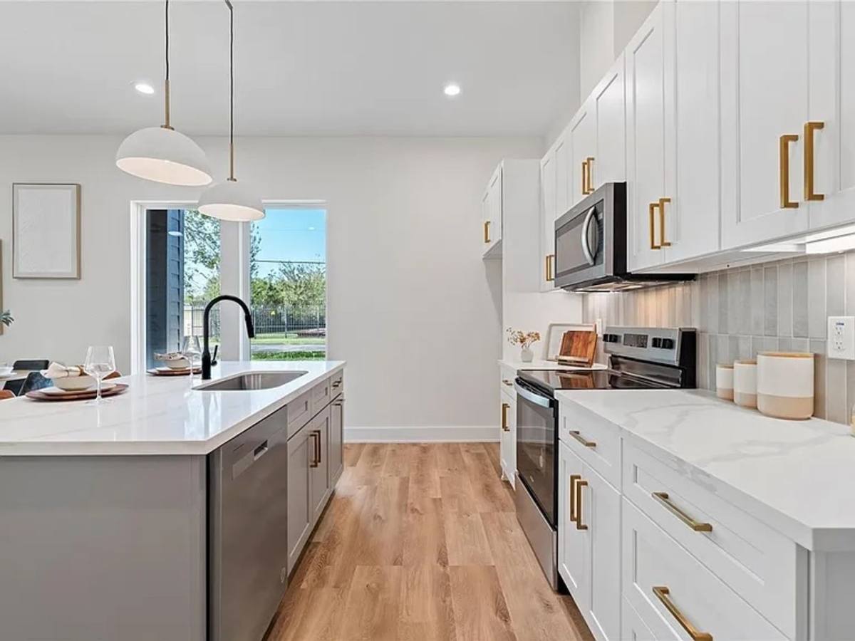Apartment for rent at 6532 Weston St #A, Houston, TX 77021