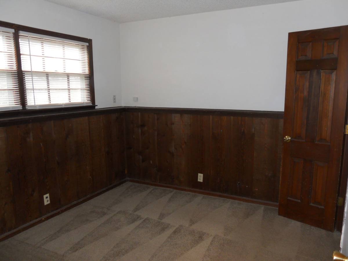 Apartment for rent at 2707 Ridge Court #B, Lawrence, KS 66046