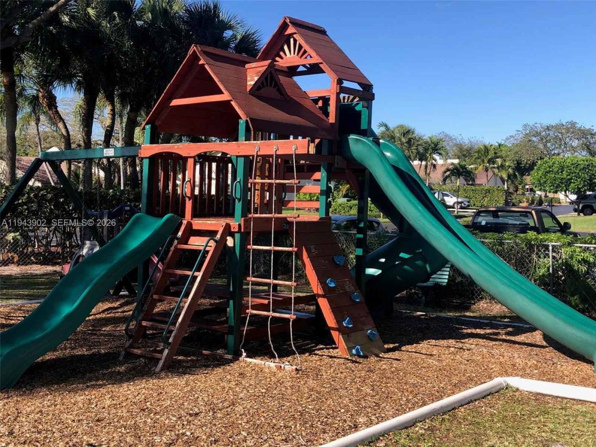 Townhouse for rent at 8589 SW 115th Place, Miami, FL 33173