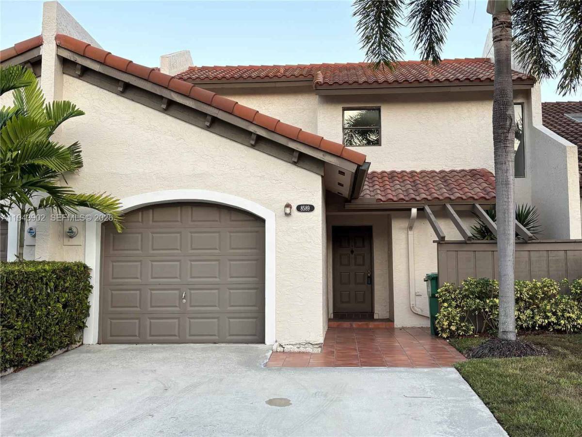 Townhouse for rent at 8589 SW 115th Place, Miami, FL 33173