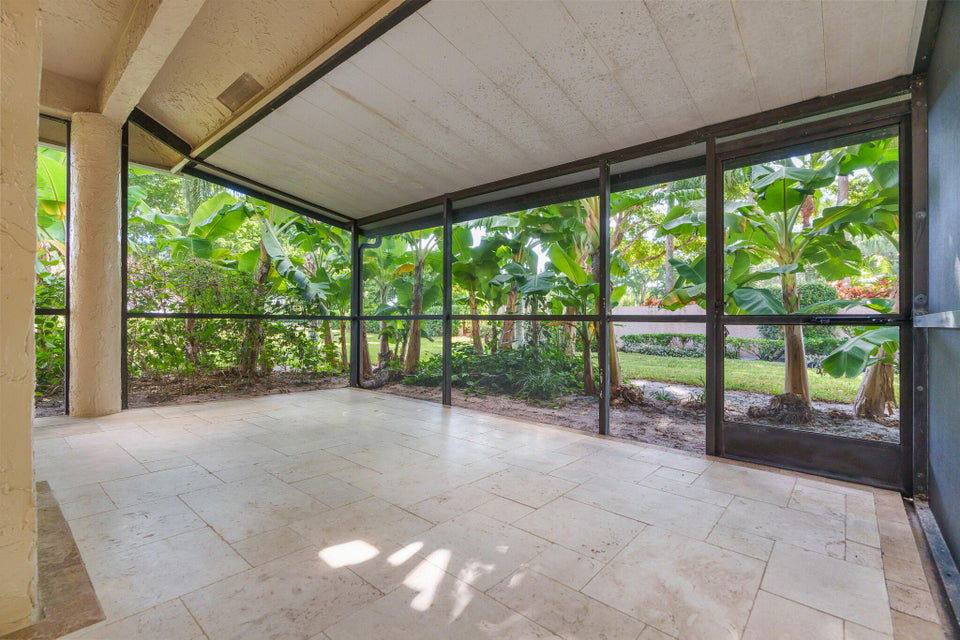 House for rent at 22545 Meridiana Dr, Boca Raton, FL 33433