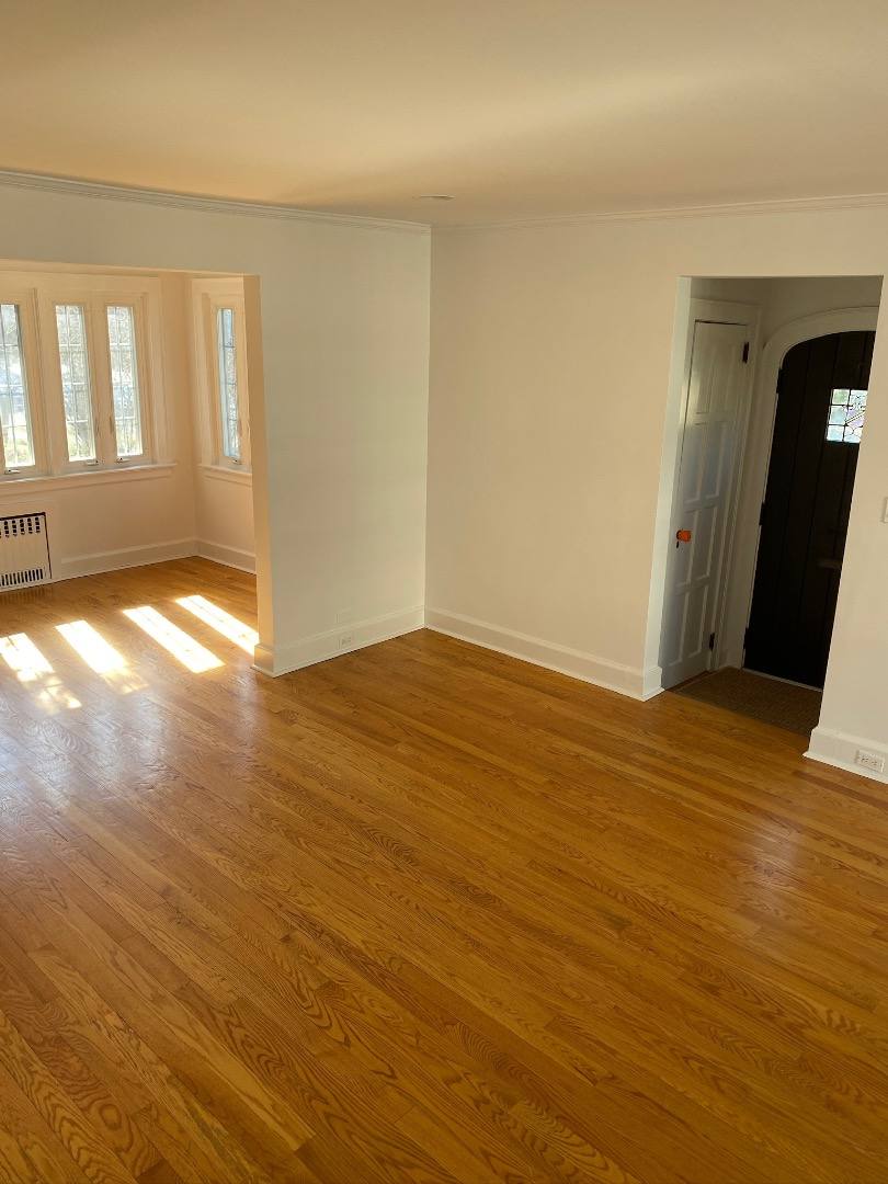 House for rent at 34 Maplewood St, Larchmont, NY 10538