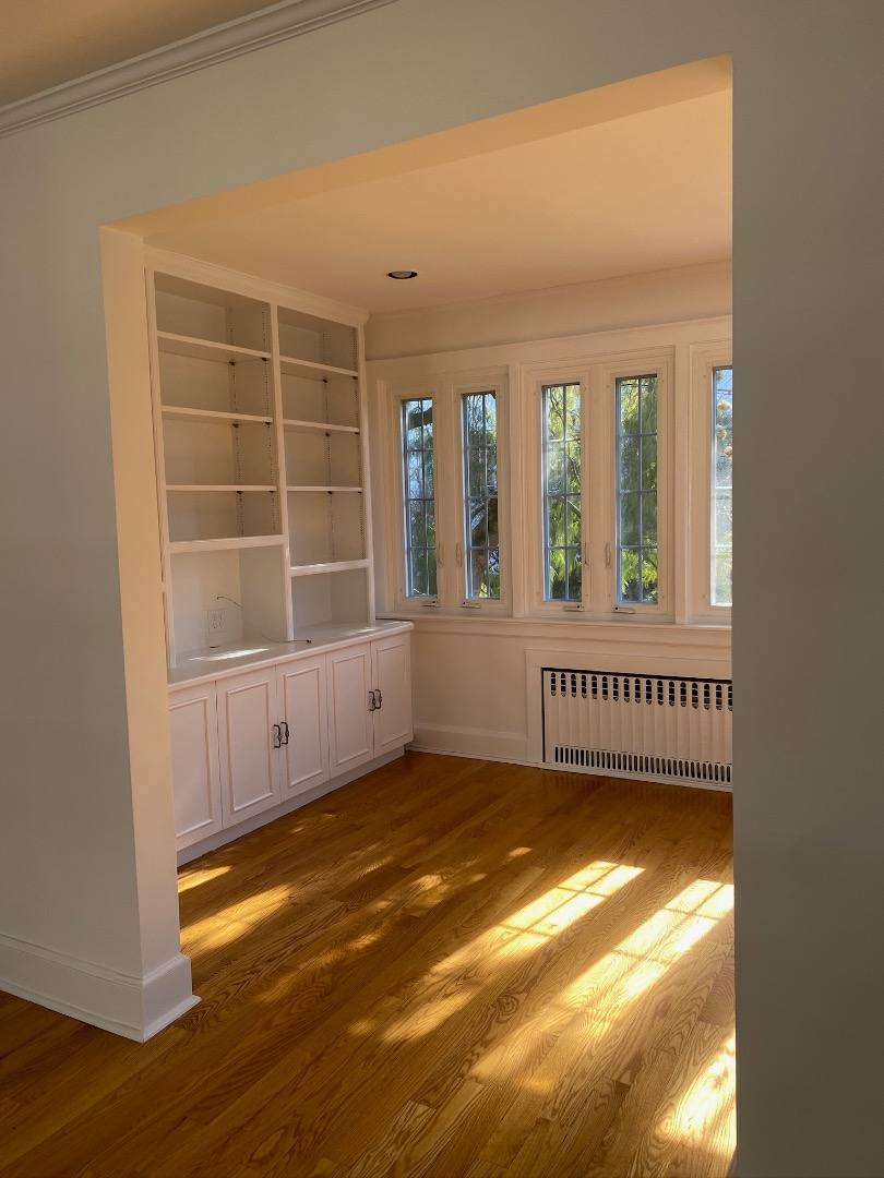 House for rent at 34 Maplewood St, Larchmont, NY 10538