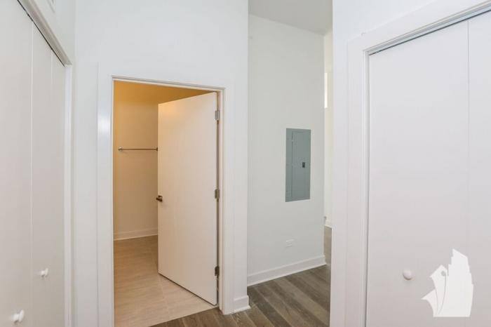 Apartment for rent at 858 N Franklin St #504, Chicago, IL 60610