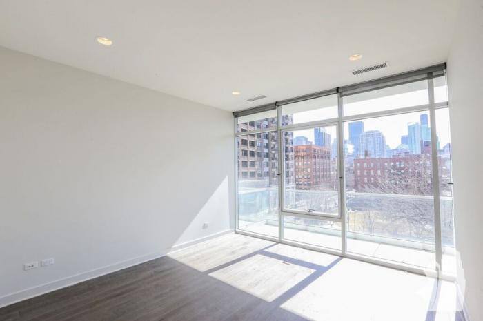 Apartment for rent at 858 N Franklin St #504, Chicago, IL 60610