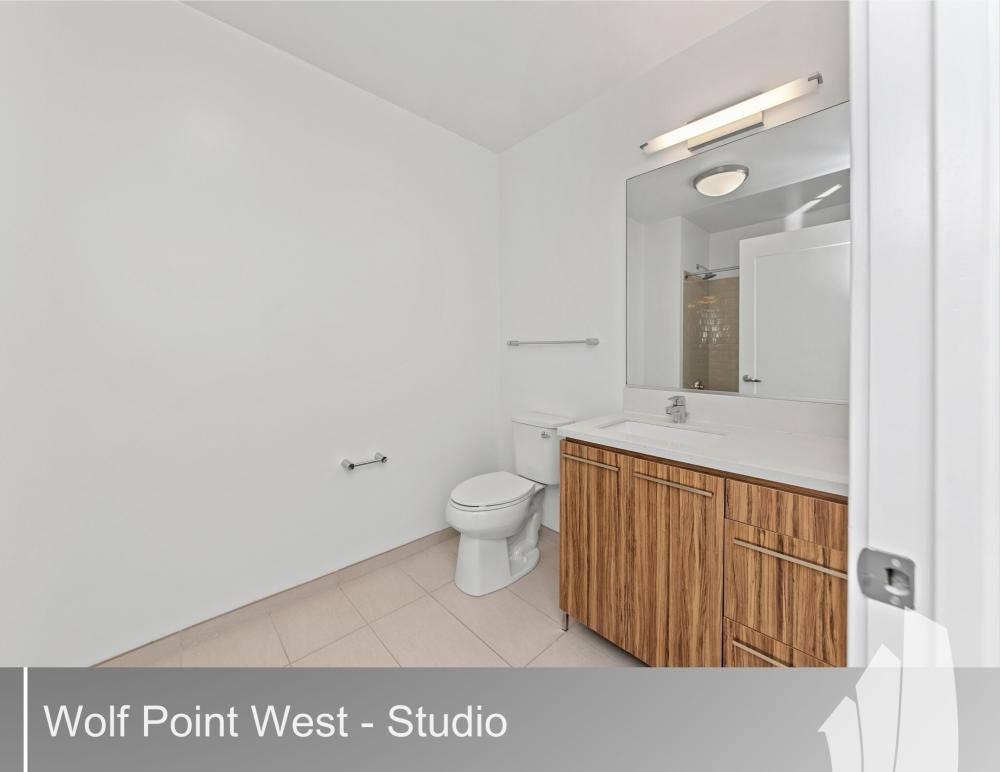 Apartment for rent at 343 W Wolf Point Plaza #2505, Chicago, IL 60654