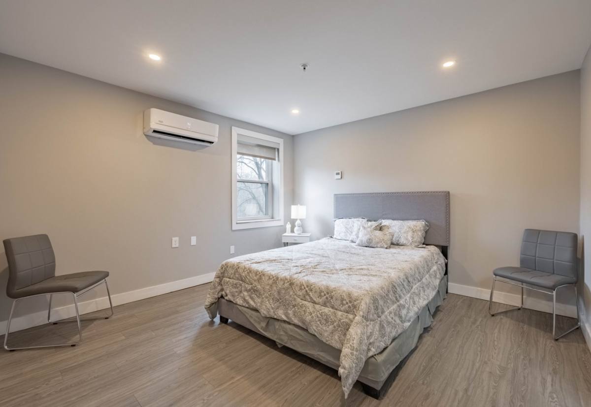 Apartment for rent at High Pointe, 470 Lafayette Ave, Cincinnati, OH 45220