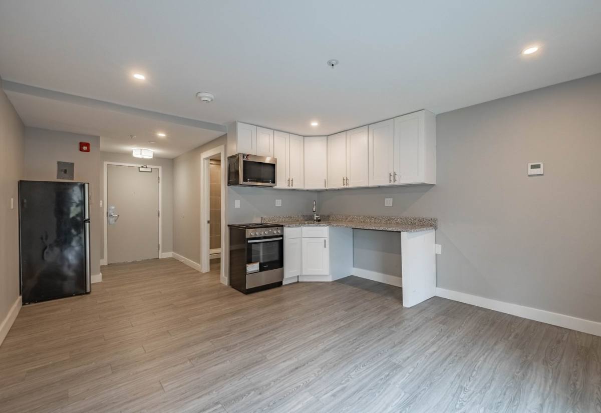 Apartment for rent at High Pointe, 470 Lafayette Ave, Cincinnati, OH 45220